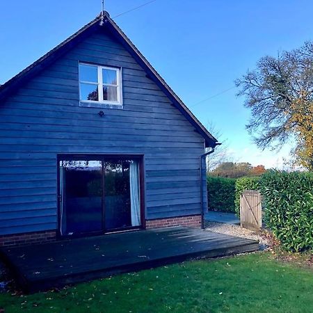 Converted Countryside Barn Inkpen ภายนอก รูปภาพ