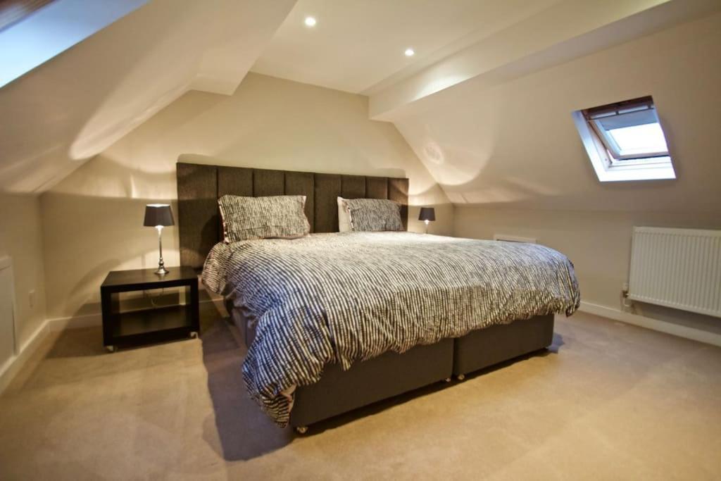 Converted Countryside Barn Inkpen ภายนอก รูปภาพ